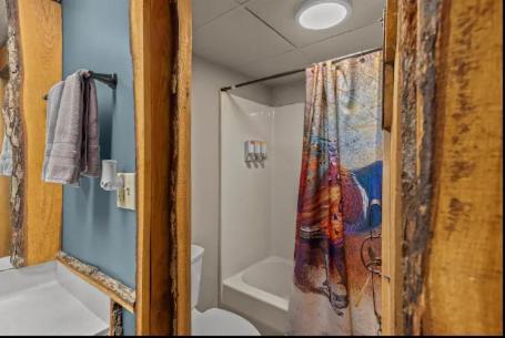 Stonegate Lodge King Bed Wifi Roku Tv Salt Water Pool Room #203 Eureka Springs Exteriér fotografie