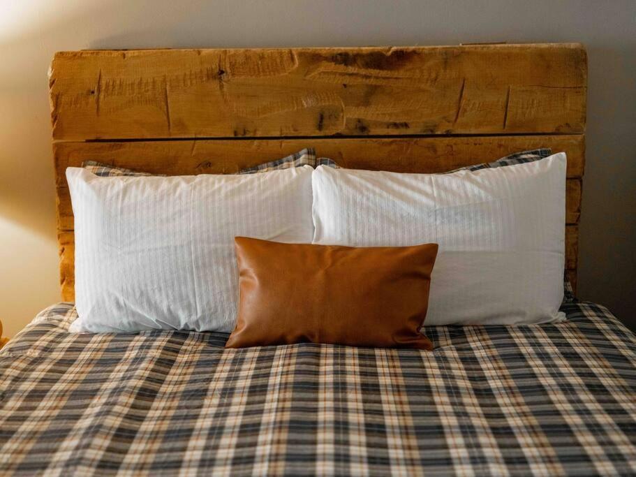 Stonegate Lodge King Bed Wifi Roku Tv Salt Water Pool Room #203 Eureka Springs Exteriér fotografie